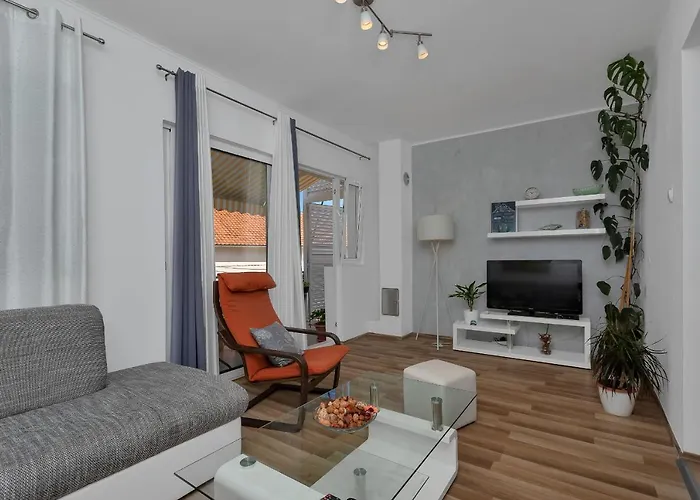 Apartment Sabina Makarska